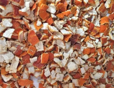 kurutulmuş mandalina kabuğu
